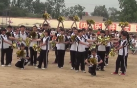 博野县同连中学啦啦操比赛2015级6班表演